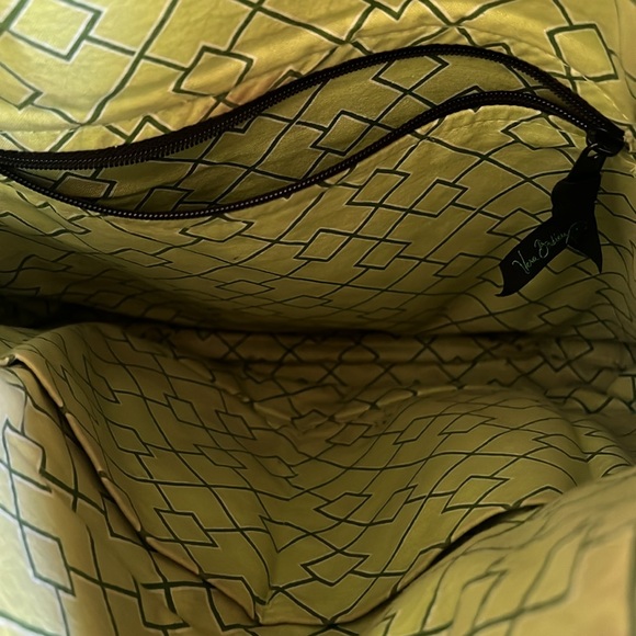 VERA BRADLY Beautiful & Practical Quilted Botanical Tote Bag 🔥🔥🔥 - Picture 9 of 15